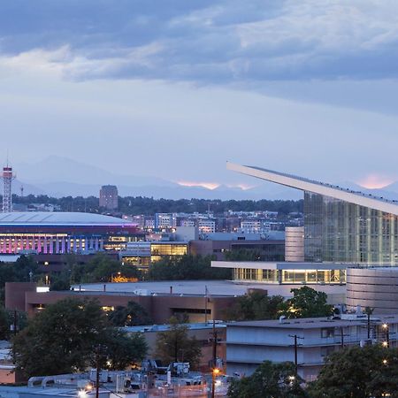 Element Denver Downtown East Экстерьер фото