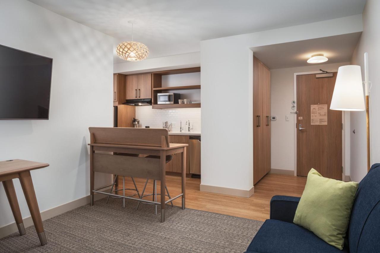 Element Denver Downtown East Экстерьер фото