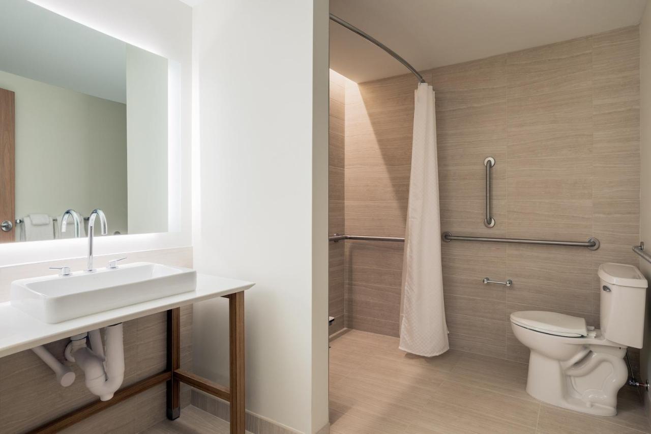 Element Denver Downtown East Экстерьер фото