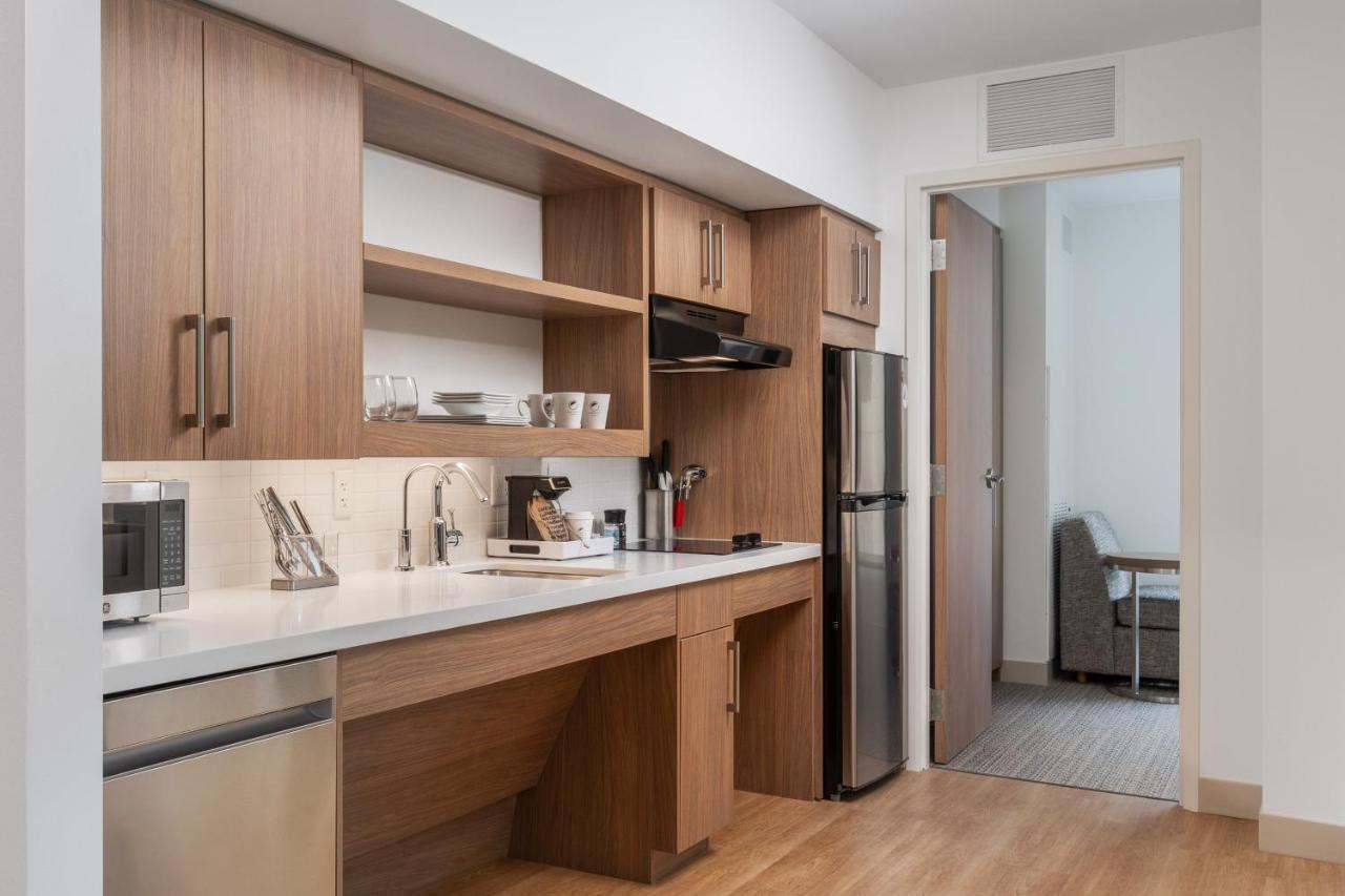 Element Denver Downtown East Экстерьер фото