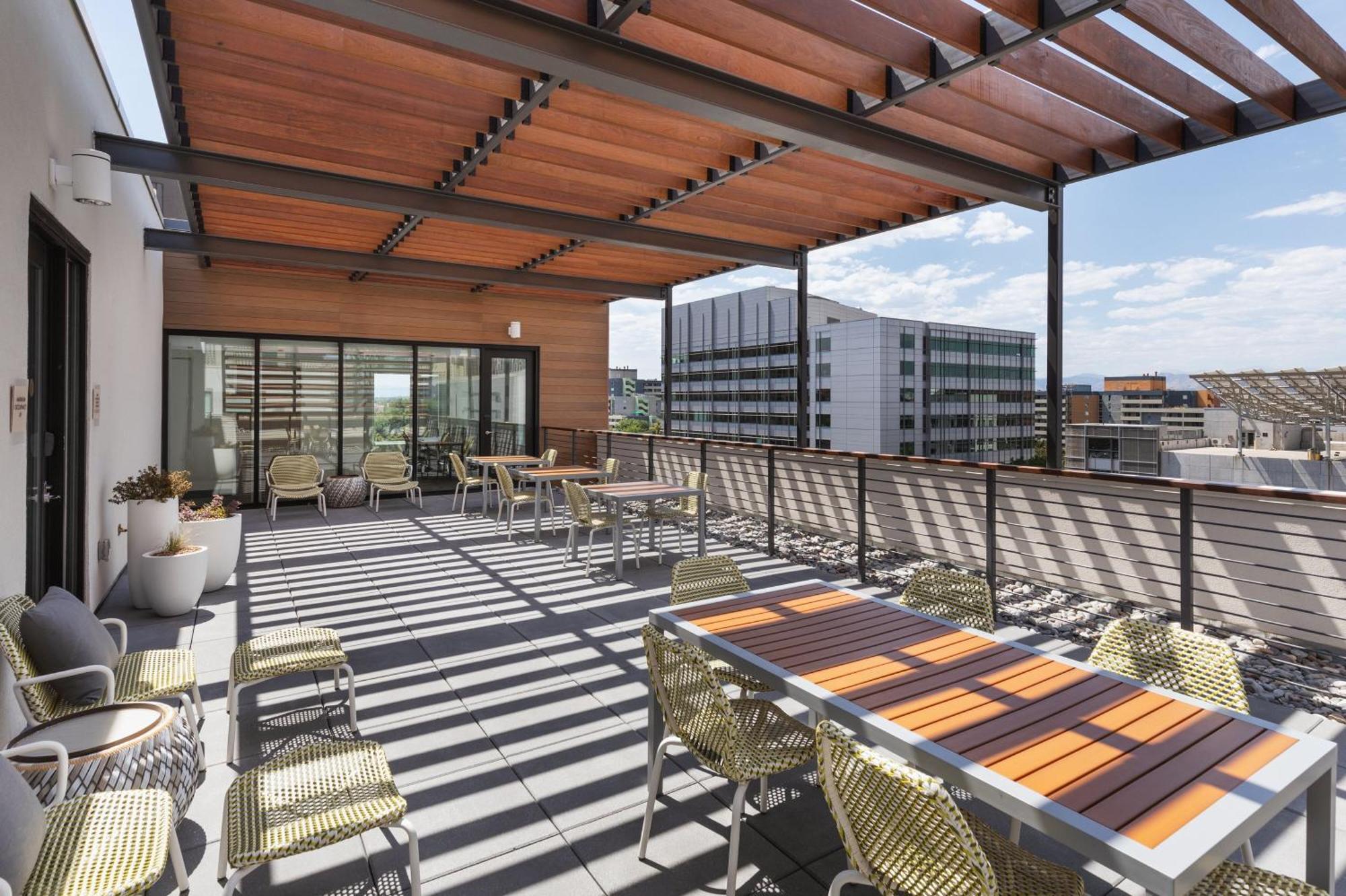 Element Denver Downtown East Экстерьер фото
