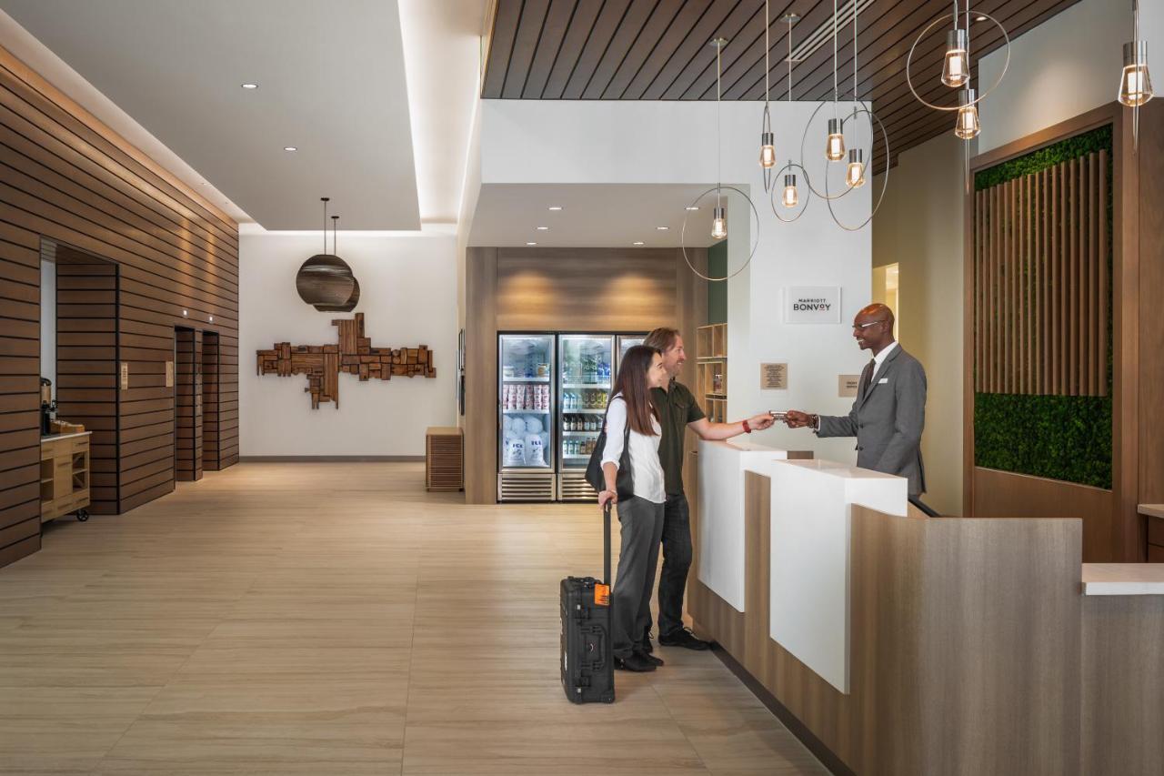 Element Denver Downtown East Экстерьер фото