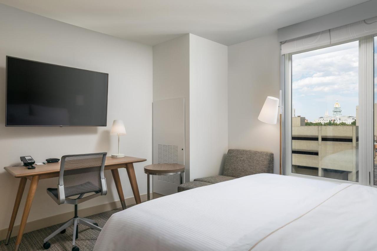Element Denver Downtown East Экстерьер фото